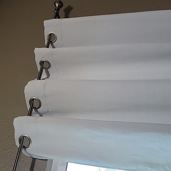 Soft Gray Panels - Picture 2 of 10